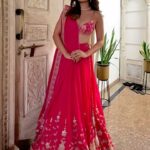 Tridha Choudhury Instagram - Princessa pink 🌺 Wearing @kritikakatariaofficial Styled by @intriguelook 🌺 #stylewithtridha #styledairy #festivefashion #festivecollection
