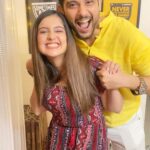 Tunisha Sharma Instagram - Diwali vibes with my homies🪔🌹 @vanitasharma1402 @abhisheksharmaoriginal @_tunisha.sharma_ @kanansharrma