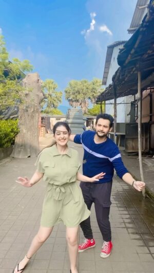 Tunisha Sharma Instagram - 😙