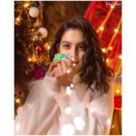 Tunisha Sharma Instagram - Merry Christmas beautiful people!🎄⛄️♥️ 📸: @tj_clicked #tjclicked #tusharjanagalphotography