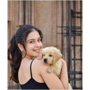 Tunisha Sharma Instagram - I’d like to introduce you to the newest, cutest, mischievous, and the most adorable member of our family,
Tyson❤️🐾

Thanku @hervegagoals for capturing these moments✨📸