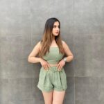 Tunisha Sharma Instagram - Rêveuse 💫