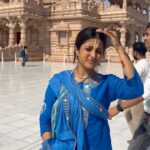 Ulka Gupta Instagram - What a wonderful time spent here, I feel complete when I’m in Vrindavan aur Radha ke Barsane mein 💕 Jai Shree Radhe ❤️ #radheradhe #vrindavan #barsana Kirti Mandir, Barsana