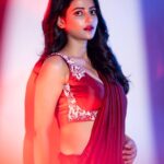 Ushasi Ray Instagram - শুভ অষ্টমী ♥️ 📸 @imsayandey 🥻 @style_by_madhab @threaded_madhab 💄 @makeupbysumanganguly 💇‍♀️ @hairbymousami Kolkata