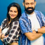 Ushasi Ray Instagram - Finally Chaleya……💃🕺 #reels #reelsinstagram #chaleya #jawan #srkian #trendingreels #trendingsongs #trendingdances #saturday #weekend