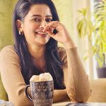 Ushasi Ray Instagram - Marshmallow & Hot chocolate story 😬 Kolkata