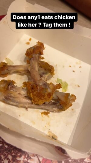 Vaishali Thaniga Instagram - Tag those person who eats chicken bones like this !