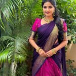 Vaishali Thaniga Instagram - ❤️🌸❤️ MUAH @kowshi_mua 🌸 Outfit @mokshe_rental_destination 🌸 Jewellery @mokshe_bridal_jewellery 🌸 #beingtraditional #instapost #weekend #happy #weekendvibes #halfsaree #halfsareelove #makeuplover #photoshoot #traditional