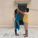 Vaishali Thaniga Instagram – Watch till the end 😒😒 ipadi pantiyae 😢😢

#instareels #reelsvideo #instadaily #couplegoals #real #couple #couplevideos #comedy #funny #blooper
