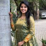 Vaishali Thaniga Instagram - Diwali 🪔 2k23 😊 Outfit customised by @abarnasundarramanclothing ❤️ #diwali #light #vibes #festive #2k23❤️ #instapost #instadaily #photograph #happines #love #goodvibes #instafashion #style #traditional #actress #blogger #instamood #newpost #postoftheday