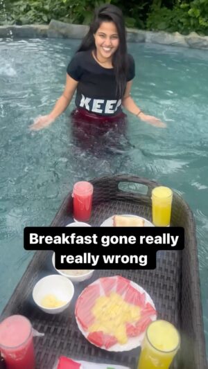 Vaishali Thaniga Instagram - Watch till the end 😂😂😂

Location @vaayo_bubbles ❤️
