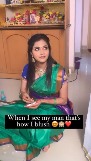 Vaishali Thaniga Instagram - 🙈❤️🙈

MUAH @makeup_by_hashini_trichy ❤️
Mehandi @shashipinkie ❤️
