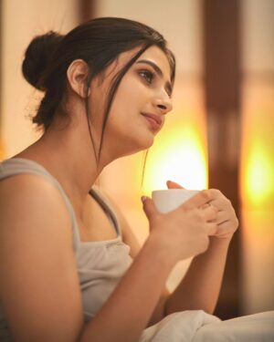 Vaishu Sundar Instagram - @vaishusundarofficial 
@kalaiartistry
@dhanush__photography 
 
.
.
.
.
.
.
.
.
.
.
.
.
#dhanushphotography #indoor #channaiphotography #photoshoot #photooftheday #vaishusundar #western #potrait #newlook #canonindia #new 
#photography #trending