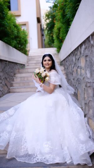 Veena Jagtap Instagram - You & Me Are Same,,,
As We Appear & Disappear In The Same Universe💖💖

Makeup - @madhurikhese_makeupartist 🌸

Hair @komalpashankar_makeupartist 

Costume - @rashmi.s_the_rental_boutique 

Photographer - @aditya.image ✌🏻