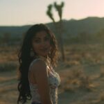 Vidya Vox Instagram - 🚨NEW SONG ALERT🚨 “Melt In My Touch” now live on my YouTube channel and all streaming platforms! Chegggitt and you won’t be cheugy