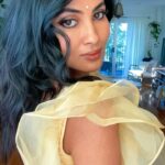 Vidya Vox Instagram - ✨New music coming 2/12!✨ the biggest challenge of this was to get out of my pjs 😂