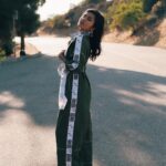 Vidya Vox Instagram - Dreaming of traveling again! Jumpsuit by the amazing @ji.won.choi. She blends her Korean and American identities through her creations. It’s also all made sustainably! I’m a huge fangirl 🥰💃🏽✨I had to add my jhumkas to it 💫