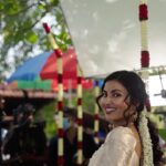 Vidya Vox Instagram - Here’s a behind the scenes look from “Shuba Mangalyam.” It was a team effort in every way! Thank you to everyone who worked on it, long hours, in the heat, early mornings! The cast and crew were a blast to work with and I got to see parts of Kerala I had never seen before @keralatourism Director : R Jayaraj @jraj_on_air Dop : Jomon Thomas @jomon.cinematographer Line Producer : Jenil Manu @thousandprayers Art Director : Binoy Thalakkulathur @binoy_thalakulathur Cast: @vishakha_dayna and Anton Timchenko Assistant directors @devji_the_og, jish_nu_rathnakaran, akashps_14 Costume Stylist : Remya Ansuya Suresh Costumes Department: @smera_rose____ @kajha_rowther, @amal_gop, @jay_raj_krish Makeup: @subin_lalitha Editor: @soorajes Focus Puller: Ajeesh Coorg Assistant Director: Jishnu Rethnakaran, Dev Anand, Akash P Sunny Associate Cinematography : Shys Poulose Associate Editor : Praveen Krishnan Assistant Editor : Anirudhan Krishnakumar Assistant Cinematography : Nidhin Vishwambaran FPV & Helicam: Nithin and Mayookh @kidufpv Choreography: @dancingninja Assistant Choreographer: @greenarendran Post house : TAD Studios, Colourist: Aby Benny benny_aby Conformist: Aswin Das VFX: Tito Varghese, FlyFish Studios Production Manager : Sumi Manu @sumithajenil Production Asst : Kannan M Nair Location Manager (Wagamon): Sunny Logistics : Justin OS Casting Support : Ajay Natraj Camera Crew : Three Dots Camera Rental Costume @silkycalicut @tasvafashion @gospelofdesign Jewellery Collaborations : @pooja_silver_square @sappuz_rentalhub Thanks to Shelton Pinhero Ajith Gopinath Sreeshankar and Deepu Mohan for the opportunity and all our friends for your support. Special Thanks to ABM events, Alleppey , Abad Turtle Beach Resort and Punnamada Lake Resort