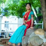 Vishnu Priya Instagram - తెలుగమ్మాయి తెలుగమ్మాయి కళ్ళలో వెన్నెలే వెలుగమ్మాయి……… 🤩🤗 . Attire: @ishu.closet5 💚 . Jewellery: @emmadi_silver_jewellery 💚 . 📷: @yadala.ashok 💚 . Hairstylist: @s.bhavani_hairstyler 💚 . . #telugu #tradional #outfits #favourite #blessed #god #ganeshchaturthi #event #starmaa #instagood #instagram #instadaily #instalove #instafashion #photography #pictures #sidshnu #thankyou #loveyouall