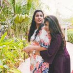 Vishnupriyaa bhimeneni Instagram - Best company for life... MY jaaaathiiratnaaalu partner @rithu_chowdhary Who is up for all my madness and is my soldier 😍💖 Just that she sleeps early 🙄 We do what ever the hell we want lol..... 😍😍😂😂😂😂 AND all we want is laughter laughter and more laughter 😝😬😂😂 So grateful for all my friends 😍❤️💛💜🏵️ #mychosenaanimutyalu😘 #família #Memoriesforlife #friendsforever
