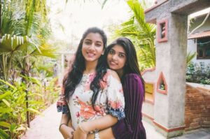 Vishnupriyaa bhimeneni Instagram - Best company for life...

MY jaaaathiiratnaaalu partner @rithu_chowdhary
 Who is up for all my madness and is my soldier 😍💖

Just that she sleeps early 🙄
We do what ever the  hell we want lol..... 😍😍😂😂😂😂

AND all we want is laughter laughter and more laughter 😝😬😂😂

So grateful for all my friends 😍❤️💛💜🏵️
#mychosenaanimutyalu😘
#família
#Memoriesforlife #friendsforever