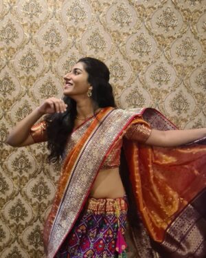Vishnupriyaa bhimeneni Instagram - Munduga andariki Ugadi 💛💚 subhakankshalu
 💖 😍😛😝

Beautiful halfsaree from @southindiashopping I can't express how much my mom loved the outfit...
And me wearing it today specially .... 😍
Coz I generally don't doll up...
Thats highly impossible... 

Pc : To my mom... Who was bored of my poses and asked me to try something nice and the result was last 3 pictures... 😝🤣