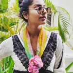 Vishnupriyaa bhimeneni Instagram – After watching #masabamaaaba 
@masabagupta
#CHILLMESS 
Trying to be colourful 💛💛💛💛❤️❤️❤️😍😍😍😍😍😍😍😍😍😍😍
#madnessreload #masabamaaaba #netflixseries #addcolourdarling 💐 #chillmess 

Ps : @rjchaitu thankyou for clicking paicturessss after laughing at me 😝😝😂😂😂😂😂😂😂😂😂
👗 :@maghuva.studio