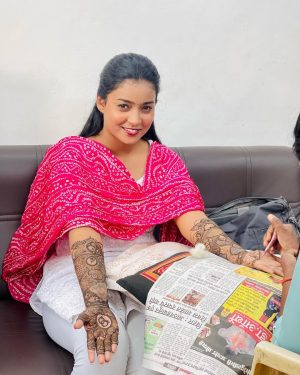 Vishnupriya sainath pathade patil Instagram - Last vali mehndi dekho aur naam dhundho 😍😍