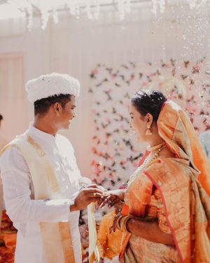 Vishnupriya sainath pathade patil Instagram - Finally Engaged 💍🥰
#vishaarmy