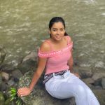 Vishnupriya sainath pathade patil Instagram - Kerla vibes 😘😍. Vlog kal upload d karungi✌🏻✌🏻✌🏻randomly banaya but boht maja aaya