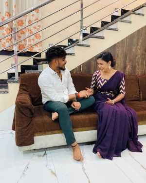 Vishnupriya sainath pathade patil Instagram - Bol kar liya hua candid 😂😂😂