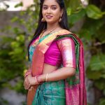 Vishnupriya sainath pathade patil Instagram - This drape from @kanchivmlsilks is really a spectacular piece of art that is both marvellous and comfortable. This Kanjeevaram was a fabric of art to drape around. Every thread of this saree speaks tradition and culture. It felt great to carry this ethnic silk saree from my favourite @kanchivmlsilks #KanchiVMLSilks #Varamahalakshmisilks #SareeOfTheDay #Sareelove #sareefashion #sareecollection #sareesofinstagram #Kanchipattusaree #Kanchivaramsilks #pokeify Pic edit - @_p_r_d_official_
