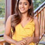 Vithika Sheru Instagram - Experience the golden touch of Turmeric in every shower with @lovebeautyandplanet_in ‘s all-new Turmeric & Moringa Body Scrub & Body Wash. While the gentle exfoliation gives my skin that youthful feel, the luxurious lather brightens and rejuvenates my skin. The anti-oxidant turmeric benfits just keep giving and I’m absolutely in LOVE with how my skin feels✨ #Ad #lovebeautyandplanet #Brightening #YouthfulSkin #TurmericAndMoringa #BodyScrub #BodyWash