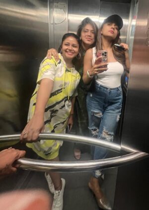 Vithika Sheru Instagram - That was my 2023 ❤️ 
Ready for the next 2024 😎