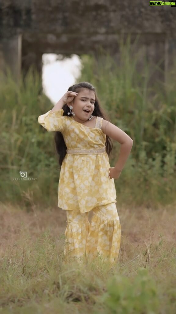 Vriddhi Vishal Instagram - What jhumka 💃 🎥 @jithinbabu_jb Outfit @abrv_boutique Makeover @gayathri_vishal03 #jhumka #trendingreels #trending #dancereels #vriddhivishal #childartist #cinemakids #artistsoninstagram #childinfluencer #dancelover #jhumkas