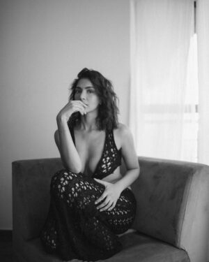 Yogita Bihani Instagram - I will not be another flower, picked for my beauty and left to die. I will be wild, difficult to find, and impossible to forget. 
 
Team🖤: @bharat_rawail @jeevikab @anumariyajose @makeupnhairbyankita