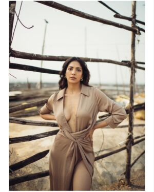 Yogita Bihani Instagram - @iyogitabihani , photographed on location in Mumbai.

Photographer & Creative Director @bharat_rawail

Styling @jeevikab 

Make-up @anumariyajose 
Hair @makeupnhairbyankita 

—————

All images are captured on the #NikonD850 flagship DSLR mounted with #Nikkor prime lenses. @nikonindiaofficial 

All photos colour graded in @lightroom with my signature presets.
Purchase my presets from the link in my bio.

—————

#photography #fashion #creativedirection #celebrity #mumbai #india #Nikon #NikonIndia