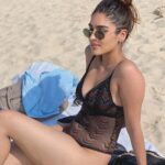 Yukti Thareja Instagram - dump🍄🏎🏝💐☀️ DXB