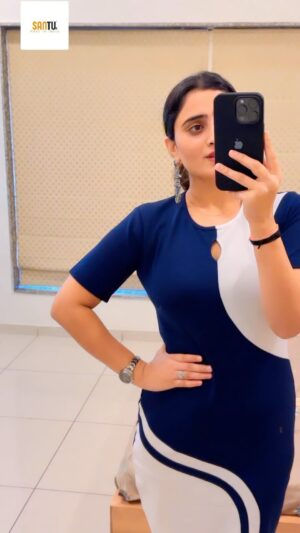 Zeel Joshi Instagram - Kash Koi Ladka Mujhe Pyaar Karta..🙈🙈😉😌
Outfit By @santu.in_ 
.
.
.
.
@zeel_joshii #zeeljoshi #explorepage #fypage #trendingreels #foryou #outfit