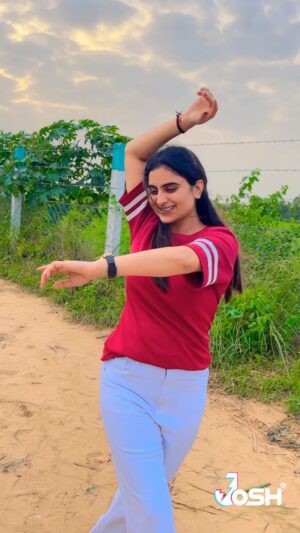Zeel Joshi Instagram - તારા વિના મારો દાડો ના જતો રાતડી વેરણ લાગે 😍🙈
.
.
.
.
@zeel_joshii #zeeljoshi #fyp #trending #explorepage #instagram #instareels