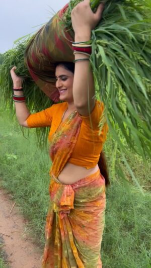Zeel Joshi Instagram - Desi Girl 😉 With Trend...
.
.
.
.
@zeel_joshii #zeeljoshi #desigirl #cute #instagood #foryou #explorepage