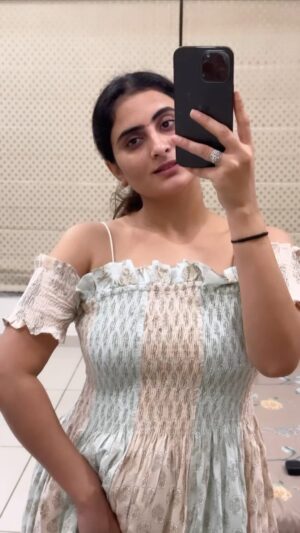 Zeel Joshi Instagram - Sambhdi Le Mara Dil Na Dhabkara 😍🥰😘
.
.
.
.
@zeel_joshii #zeeljoshi #photography #photo #trendingreels
