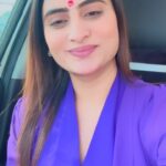 Zeel Joshi Instagram - તમને અને તમારા પરિવાર ને નવરાત્રિ ની હાર્દિક હાર્દિક શુભકામના 🙏🏻♥️ જય અંબે 🙏🏻😊 . . . . @zeel_joshii #zeeljoshi #foryou #navratri #singer #instagood #insta #instadaily #instareels #foryoupage