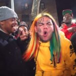 6ix9ine Instagram - BILLY OUT NOW‼️‼️ EVERYTIME I SHOOT A VIDEO I SHUT THE CITY DOWN. HATE IT OR LOVE IT NEW YORK IS MINE. ITS A BILLY WORLD 🌎 🔴 Brooklyn, New York