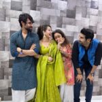 Aalisha Panwar Instagram - Thode thode se meethe hain .., thode thode se khatte hain .. ., 🤷‍♀️🤷‍♂️😅✌️🫶 #latepost #postdiwalicelebration #ethnictheme