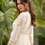 Aamna Sharif Instagram - 🤍 . . . . . In @gopivaiddesigns Jew @sanzanyjewels @mukeshpatilmakeup @chettiarqueensly 📷 @sanjaydubeyphotography