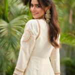 Aamna Sharif Instagram - 🤍 . . . . . In @gopivaiddesigns Jew @sanzanyjewels @mukeshpatilmakeup @chettiarqueensly 📷 @sanjaydubeyphotography