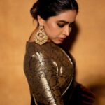 Aarthi Instagram - 🖤 Back in Black 🖤