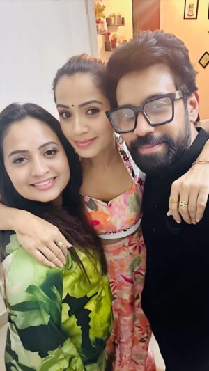 Aata Sandeep Instagram - Lady tiger @shobhashettyofficial ❤️one of my daring & dashing housemate❤️

#BiggBoss #ShobaShetty #TastyTeja #Jyothiraj #BiggBossTelugu #Season7 #StarMaa #AataSandeepMaster