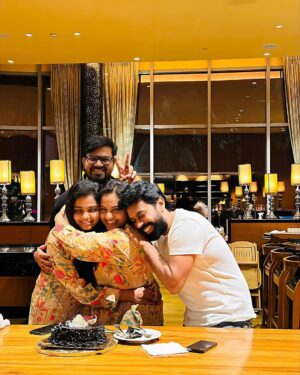 Aata Sandeep Instagram - Happy Birthday Potti❤️
There are friends, there is family and then there are friends that become family💕
Thank you Archana & Pawan❤️